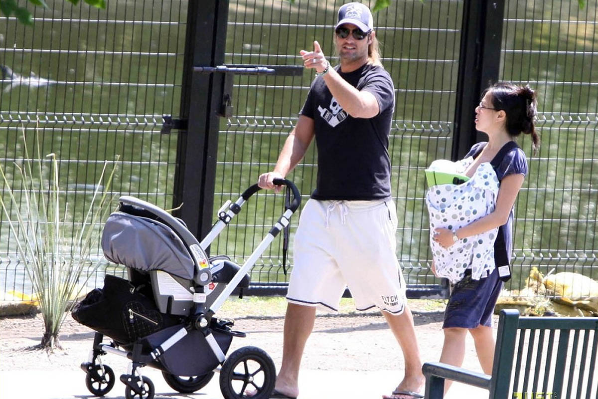 Everything To Know About Josh Holloway's Kids, Java And Hunter Holloway